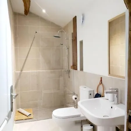 Beautiful 2 Bed Cottage With Swimming Pool Pagéas Extérieur photo