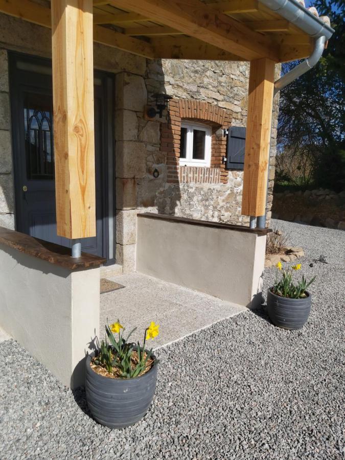 Beautiful 2 Bed With Swimming Pool Holiday home Pageas