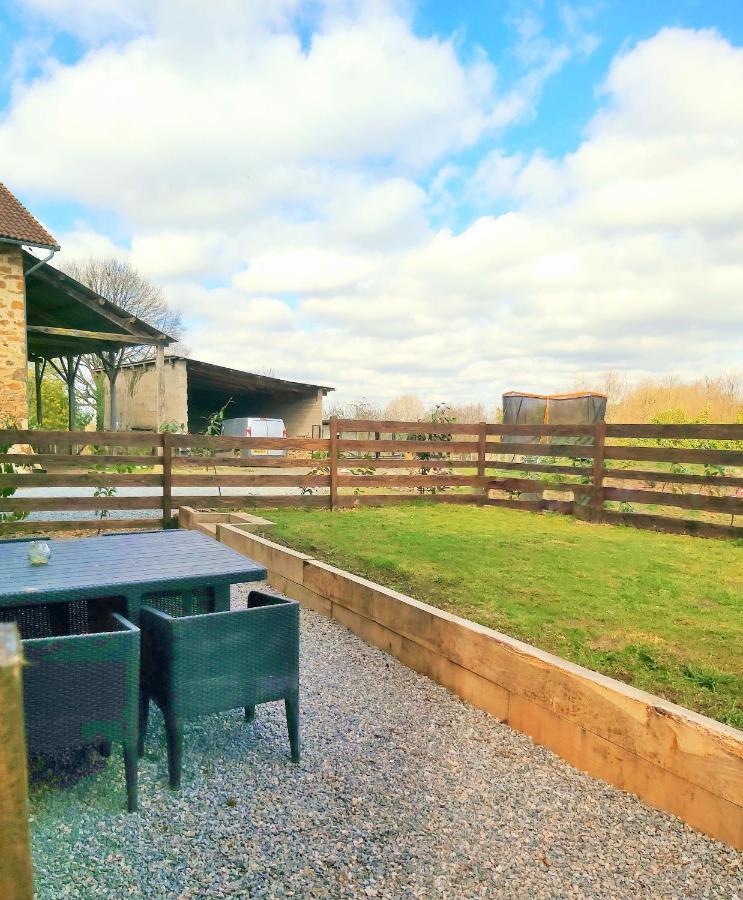 Beautiful 2 Bed With Swimming Pool * Pageas